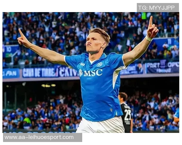 年度最佳中前卫候选名单揭晓麦克托米奈内维斯佩德里赖斯争夺荣誉